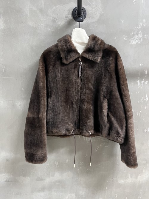 Loewe Elegant Retro Fur-Trimmed One-Piece with Versatile Design