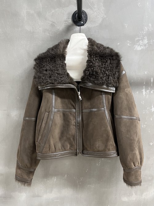 Loewe Elegant Retro Fur-Trimmed One-Piece Made of Turkish Suede Wool