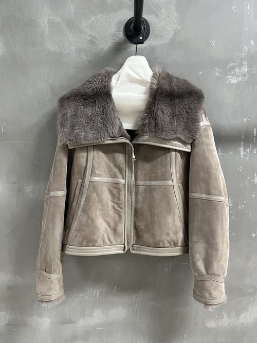 Loewe Elegant Retro Fur-Trimmed One-Piece Made of Turkish Suede Wool