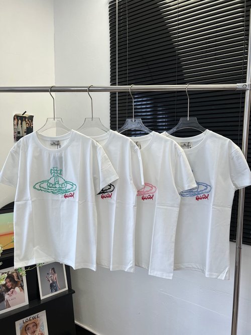 Vivienne Westhood New Arrival: Cotton Tee with Big Saturn Embroidery, Classic Fit
