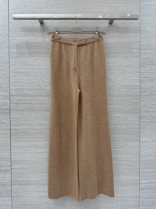 Loro Piana Exclusive High-End Cashmere Wide-Leg Trousers with Classic Design