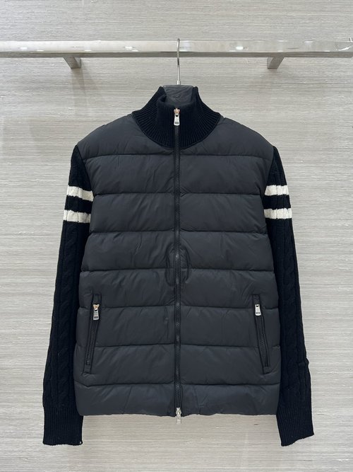 Moncler Knitted Spliced Down Jacket, Versatile and Elegant with 90% White Goose Down