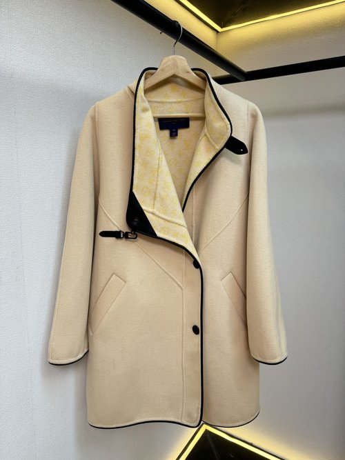 Louis Vuitton New Louis Vuitton Long Cardigan with Small Black Flower Leather Buckle