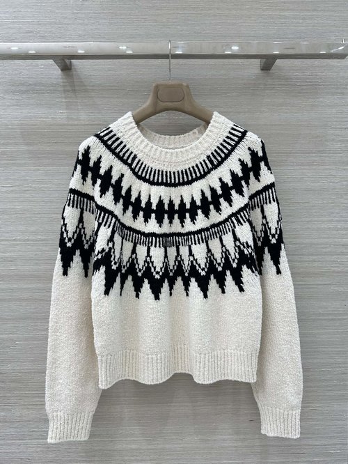Dior Exclusive Fair Isle Ski Knit Sweater with Classic Round Neck, Comfortable and Sophisticated
