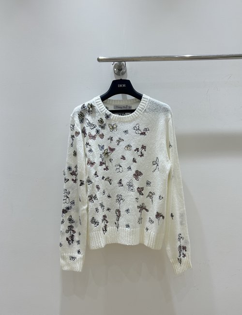 Dior Round-Neck Knit Pullover with 3D Butterfly Embroidery, Fashionable and Warm