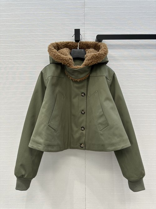 Loewe Exclusive First Release: Stylish Green Parka with Detachable Hood