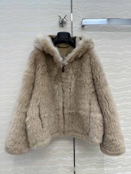 Loro Piana Exclusive High - end Merino Fur - in - one Coat with H - style Design