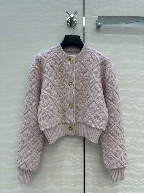 Louis Vuitton Ski Series: Cinnamon Pink Monogram Jacquard Cashmere Jacket