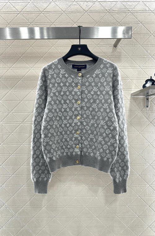 Louis Vuitton Customized Wool Knit Cardigan with Logo Pattern, Elegant and Comfortable