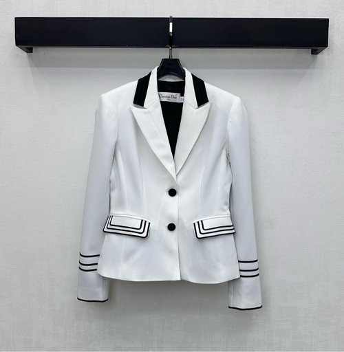 Dior Fitted Suit Jacket with Contrast Collar for Sophisticated Style