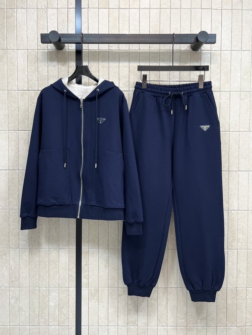 Dior Reversible Hooded Tracksuit, Comfortable and Fashionable