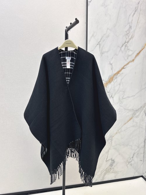 Burberry Elegant Wool Shawl Poncho with Hand-Rolled Edges, Timeless Design
