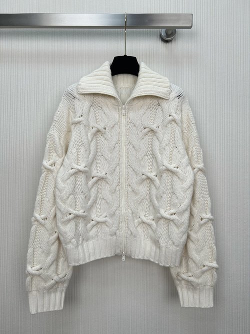 Brunello Cucinelli Cashmere Hand-Hooked Double-Zip Coat for an Elegant Style