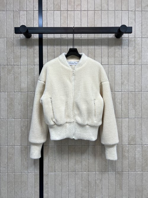 Dior Cozy Faux Lamb Wool Short Jacket for Comfortable Daily Outfits
