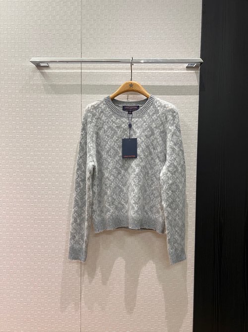 Louis Vuitton New Classic Mohair and Wool Round Neck Sweater in Grayish Pink