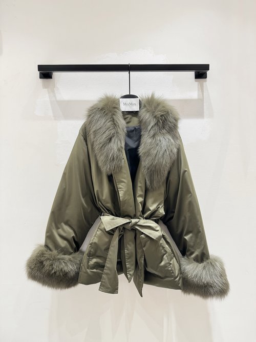 Max Mara Detachable Fox Fur Collar Waist-Gathered Down Coat in Multiple Colors