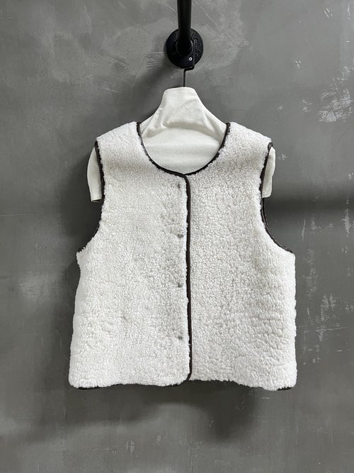 Loewe High - Quality Two - Piece Down Garment with Versatile Wool Fur - in - One Fabric