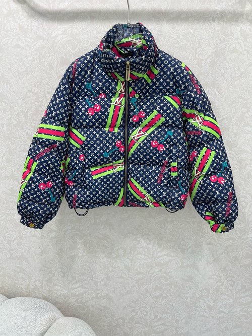 Louis Vuitton Full-Over Print Down Jacket Made of Windproof Nylon