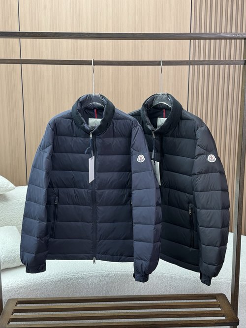 Moncler Classic Solid-color Zip-up Down Jacket with Brand Logo