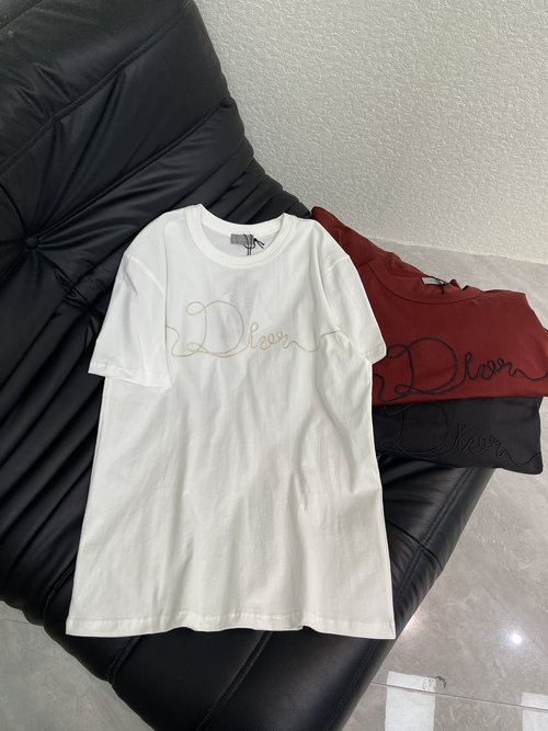 Dior Relaxed-Fit 3D Embroidered Letter Short Sleeve Tee