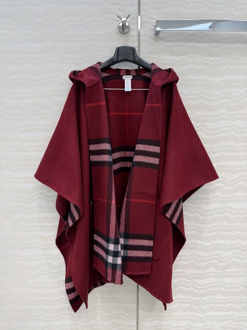 Burberry Original Single Quality Scottish Plaid Cashmere Scarf Cape, Elegant and Warm