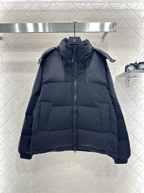 Louis Vuitton Detachable Hooded Jacquard Down Jacket with High-end Design