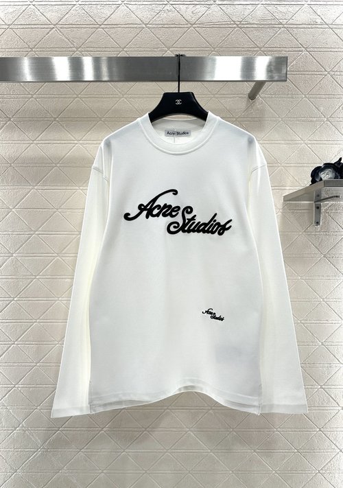 Dior Embroidered Crew Neck Long Sleeve Sweatshirt with Custom Cotton Fabric