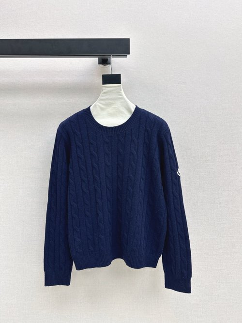 Moncler Exclusive Versatile Round Neck Sweater for Casual Elegance