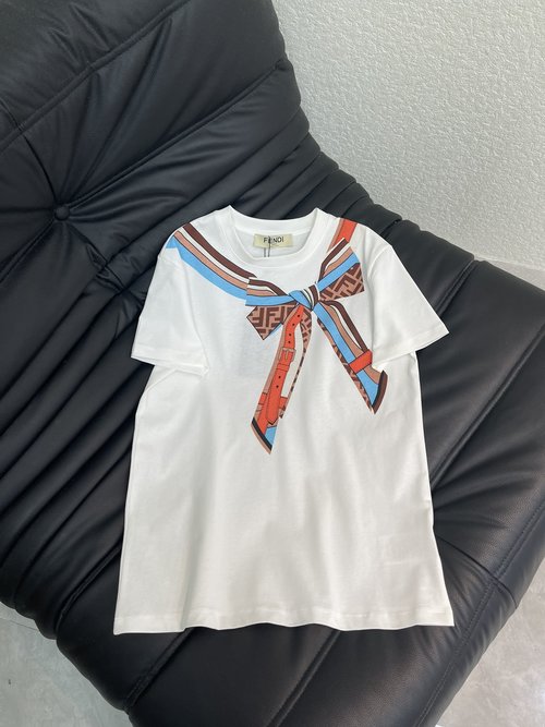 Fendi Ribbon Print Round-Neck Short-Sleeve T-Shirt, Comfortable and Stylish