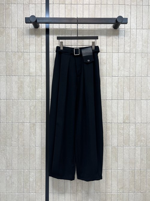 Loewe Pleated Flared Wool Trousers, Ideal for Pear Shapes