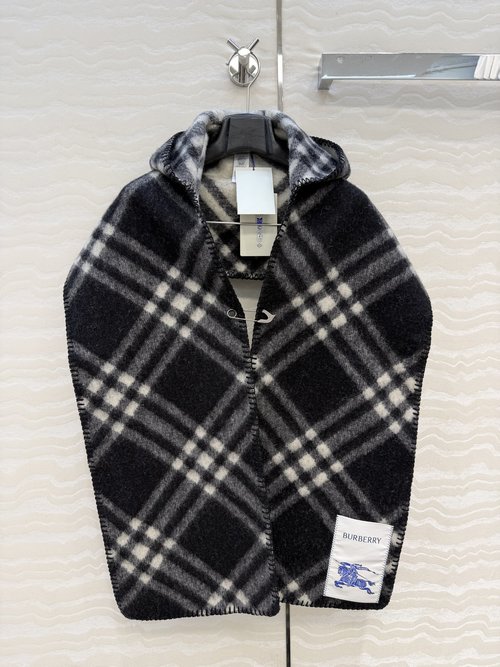 Burberry High-end Wool Scarf with Hat, Color-woven Checks and Shell Edge