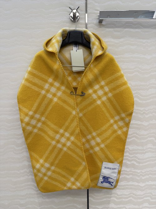 Burberry High-end Wool Scarf with Hat, Color-woven Checks and Shell Edge