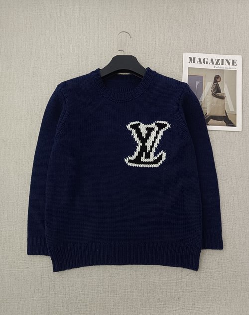 Louis Vuitton Double-Sided Letter Jacquard Round-Neck Wool Blend Knit Sweater, Simple, Elegant and Versatile