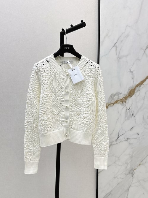 Dior Round Neck Knit Cardigan with Hollow Diamond Relief Jacquard