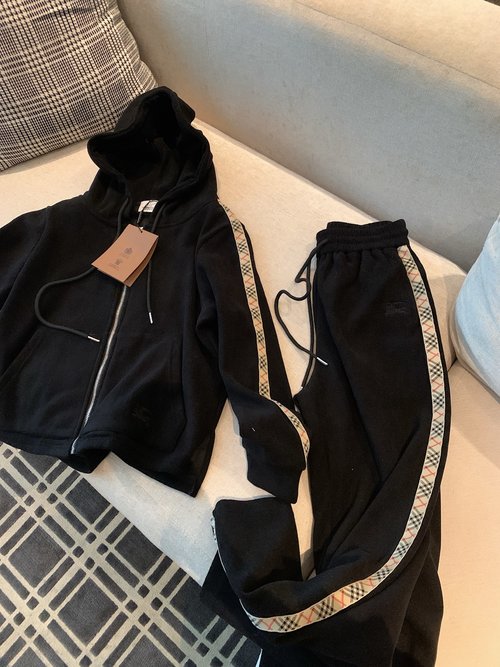 Burberry Customized Classic Plaid Fleece-lined Hooded Suit