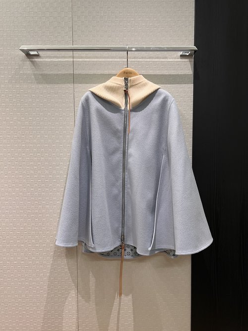 Louis Vuitton New Knitted Hooded Woolen Cape with Classic Floral Lining