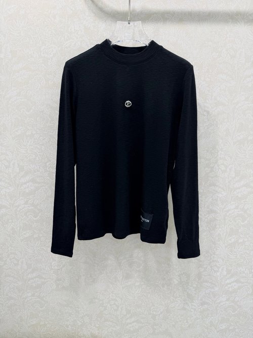 Louis Vuitton New Style Long Sleeve Drizzle Base Top with Logo and Labels