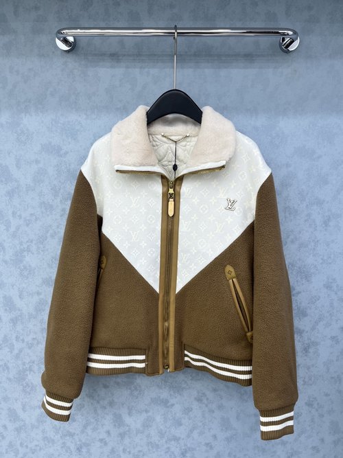 Louis Vuitton Customized Fur-Collared Coat with Embroidered Lining