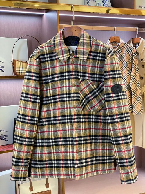Burberry Luxury Plaid Wool Single-Breasted Coat, High-End Quality