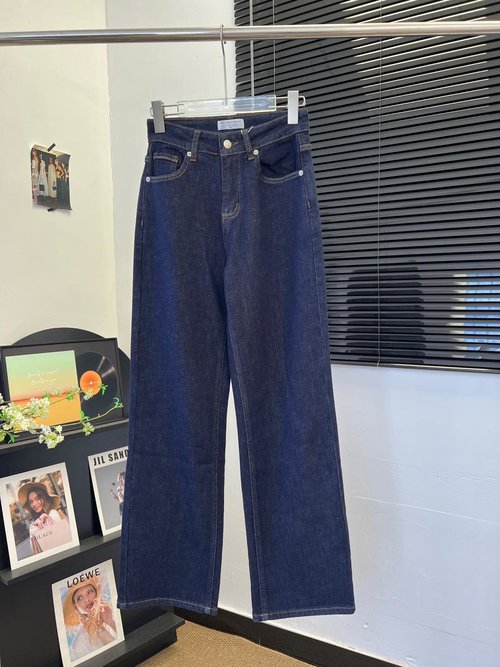 Loewe Minimalist Back Leather Patch Jeans, Soft Fabric and Excellent Fit