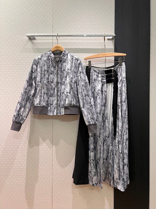 Louis Vuitton Two-Sided Printed Collared Jacket for Work and Casual