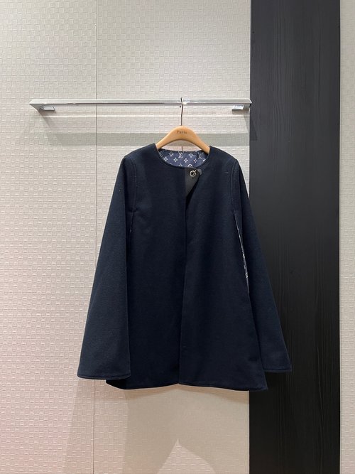 Louis Vuitton New Leather-Buttoned Woolen Cape Coat with French Minimalist Design