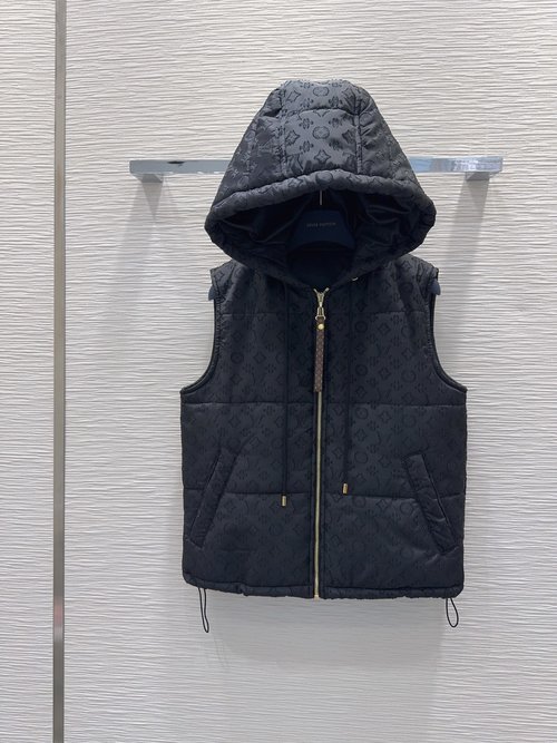 Louis Vuitton Stylish Vest, High-Class and Breathable