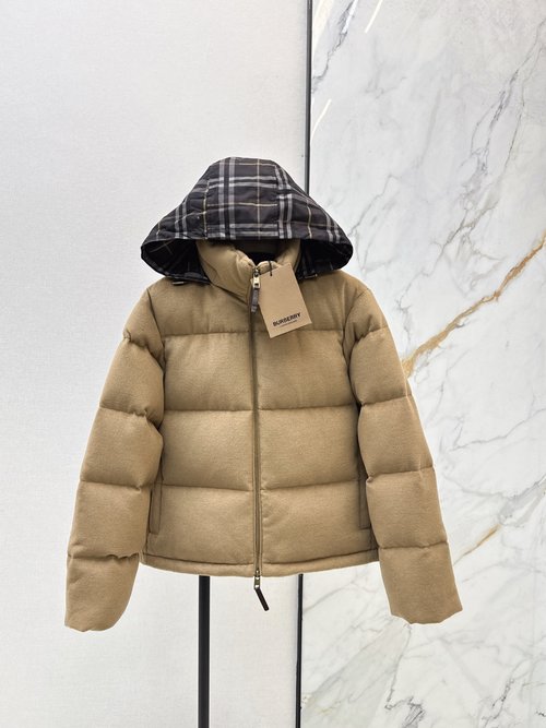 Burberry Hidden Hooded Short Down Jacket with Checkered Lining for a Casual Look