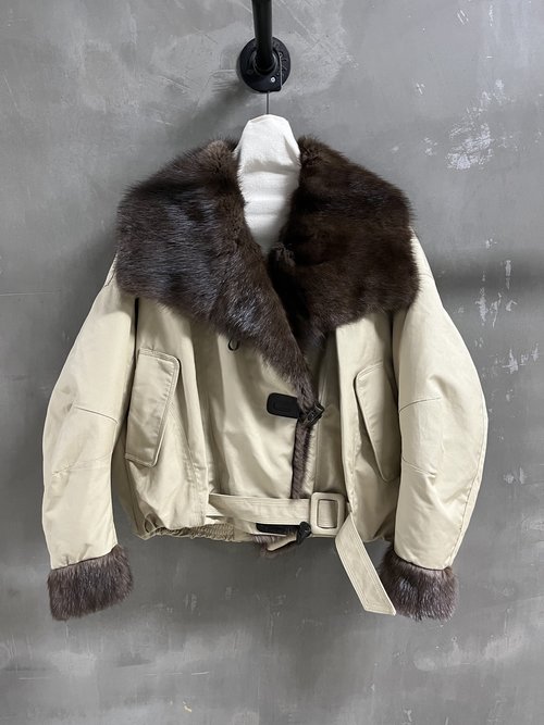 Miu Miu Top-rated Goose Down Coat with Comfortable Fabric and Fashionable Style