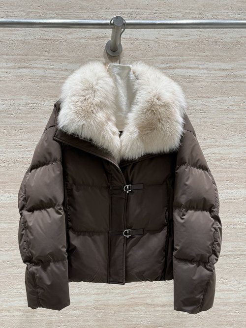 Loewe Detachable Fur Collar Down Jacket for a Stylish Appearance