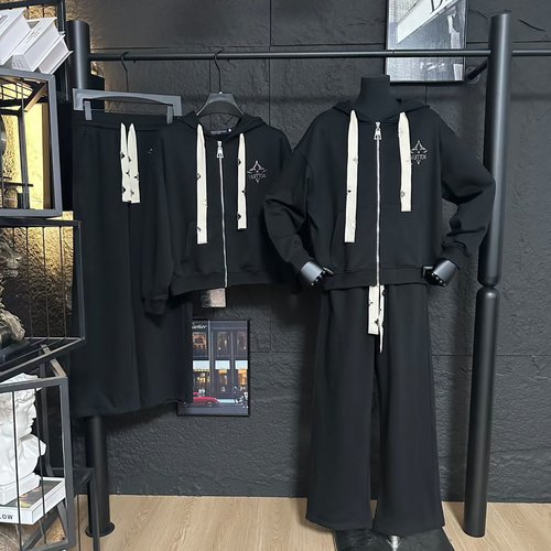 Louis Vuitton LV Ski Series Zip-up Hooded Casual Attire with Detailed Design