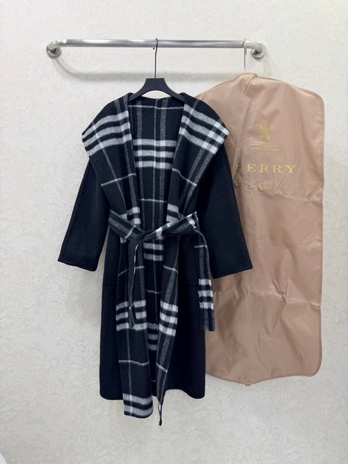 Burberry Luxury Cashmere Robe Coat, Soft and Elegant