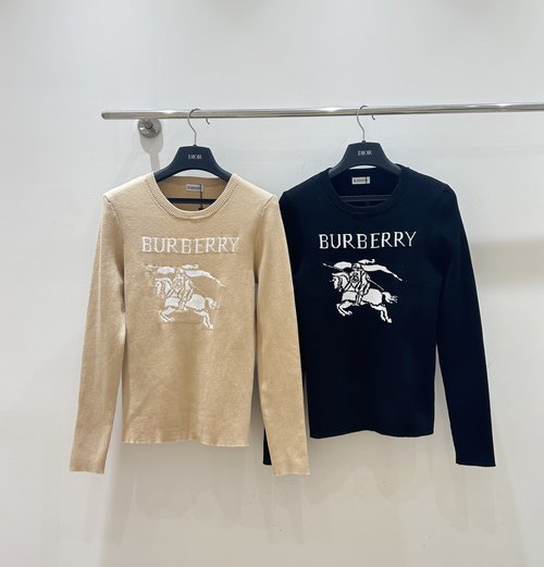 Burberry Warm Stylish Wool Knitted Round-Neck Base Layer