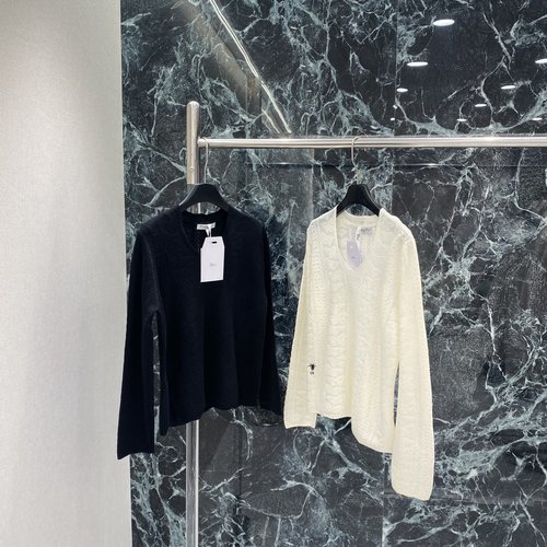 Dior V-Neck Hollowed Knit Shirt with Butterfly Texture, Suitable for Commuting